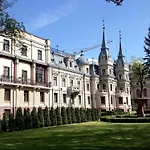 Lumina With Balcony Overlooking The Park * Lodz