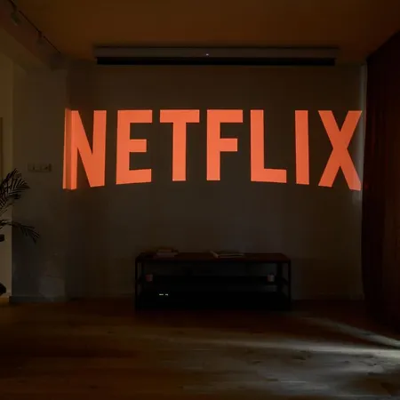 Lumina With Balcony Overlooking The Park Apartment Lodz