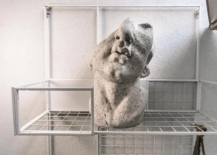 Lumina With Balcony Overlooking The Park * לודז'