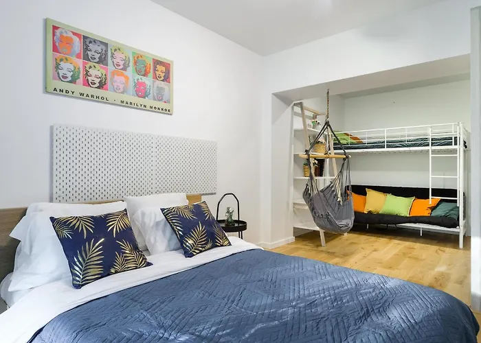 Apartmán Lumina With Balcony Overlooking The Park